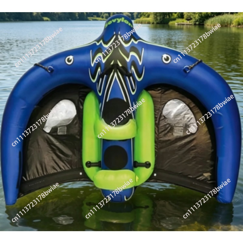 Sports Equipment In Flight - Jeux aquatiques, hydroplan, équipement de divertissement